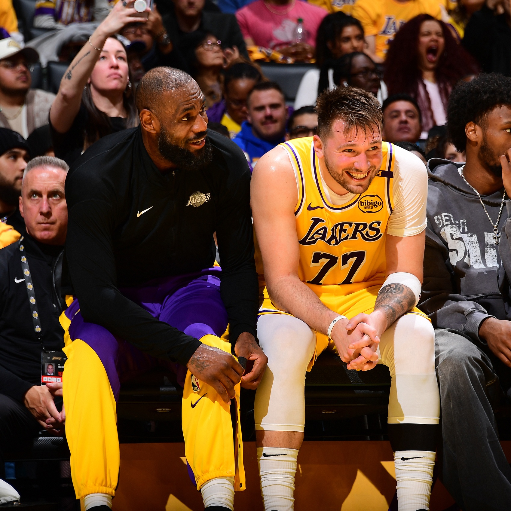 包含NBA总决赛冲刺阶段走向成谜,夏洛特黄蜂绝杀压哨,目标明确,高层口径保持一致的词条九游游戏旧版本