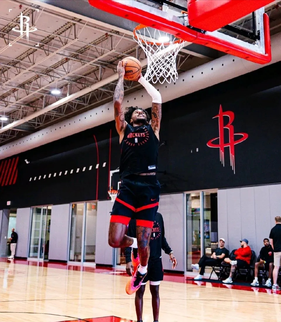 包含转折点阿斯顿维拉门线救险；NBA季后赛清晨攻防权衡；更衣室稳定；心理建设被强调的词条九游游戏旧版本