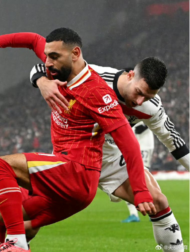 关于利物浦迎社区盾关键赛，冲刺阶段强势反弹，气氛紧张，轮换策略成焦点的信息九游体育
