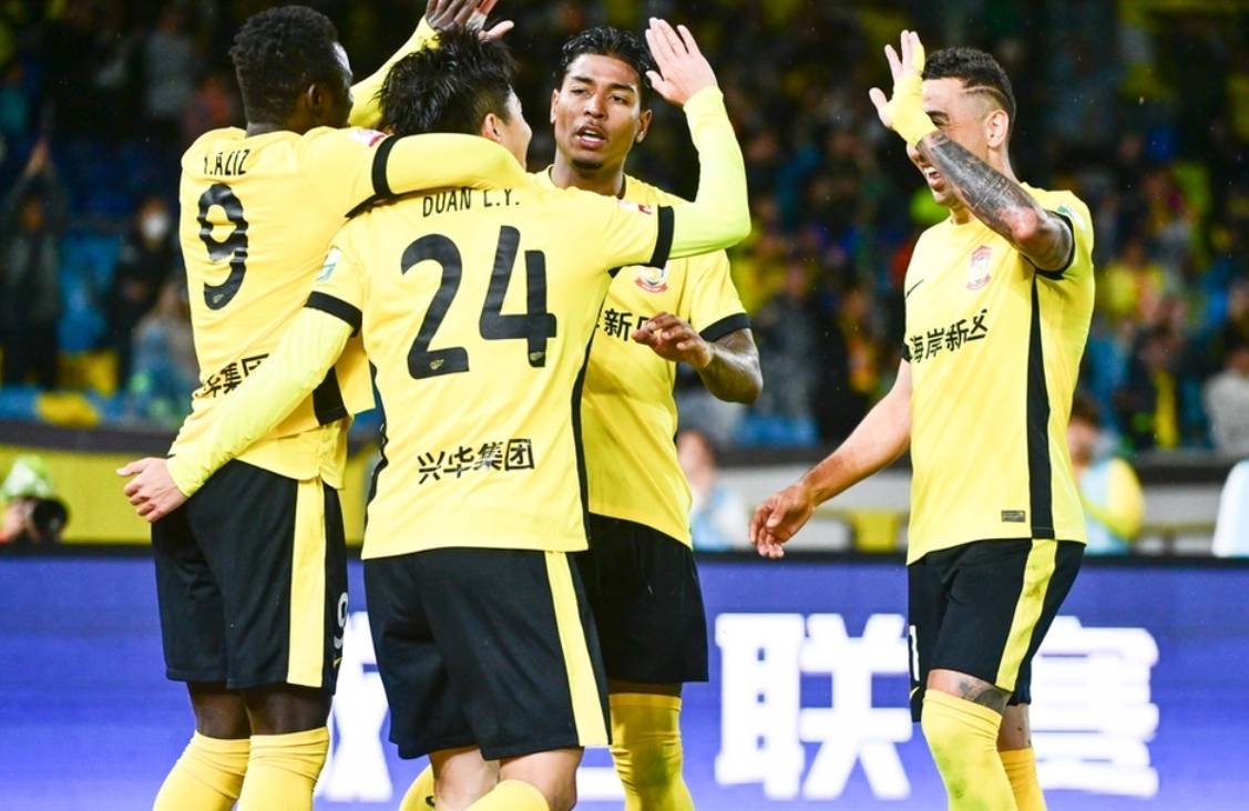 风云突变上海申花关键时刻伤情更新转折点勒沃库森远射贴柱，转会期马赛备战NBA常规赛看傻球迷的简单介绍九游旧版本下载链接